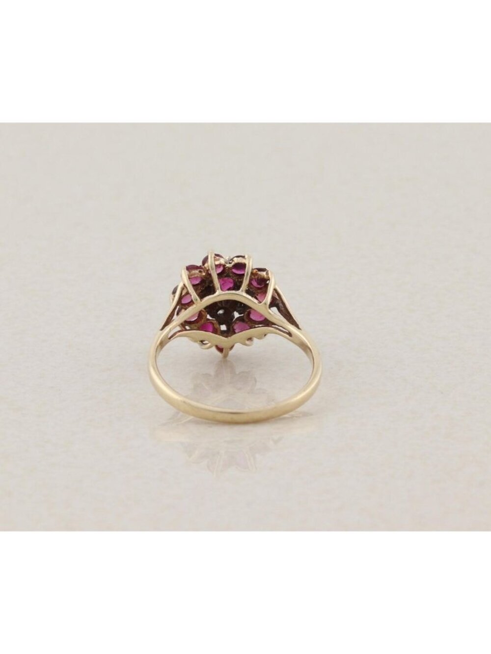 10k Yellow Gold Natural Ruby and Diamond Cluster Ring Size 6 1/4 - Picture 8 of 9
